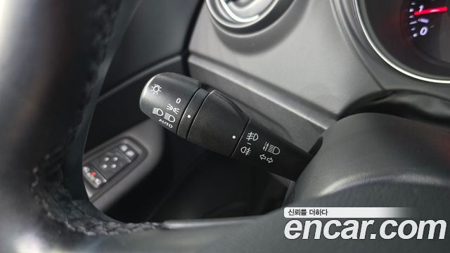 Renault Korea QM3 RE 2018 — фото 31