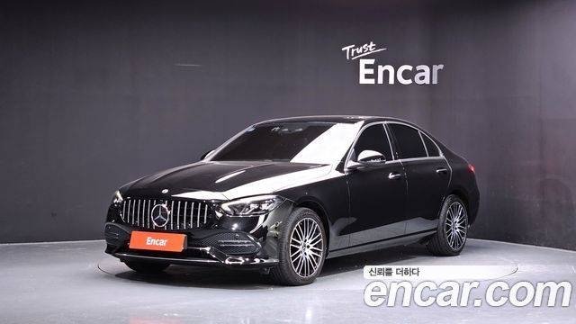Mercedes-Benz C-Class (W206) C200 Avantgarde