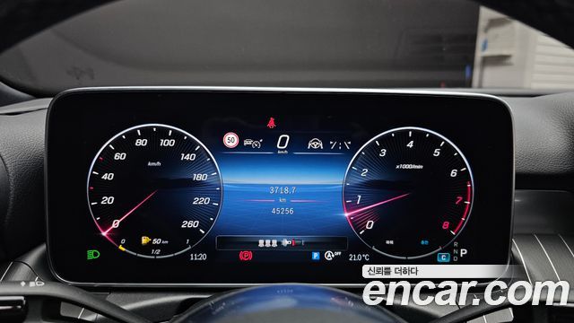 Mercedes-Benz C-Class (W206) C200 Avantgarde 2023 — фото 8