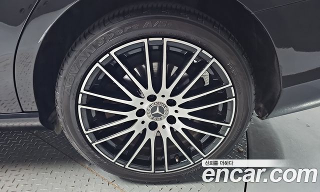 Mercedes-Benz C-Class (W206) C200 Avantgarde 2023 — фото 21