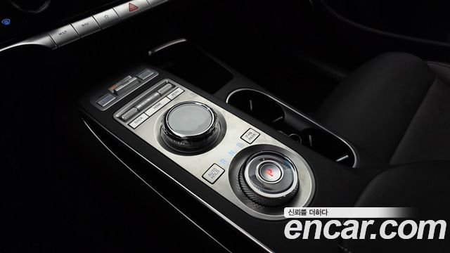 Genesis GV70 2.5T Gasoline AWD 2023 — фото 9