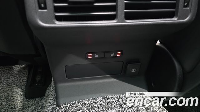 Land Rover Range Rover Velar 3.0 P400 R-Dynamic HSE 2022 — фото 19