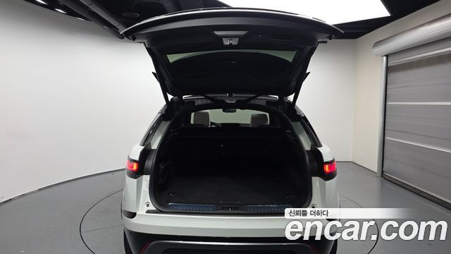 Land Rover Range Rover Velar 3.0 P400 R-Dynamic HSE 2022 — фото 20