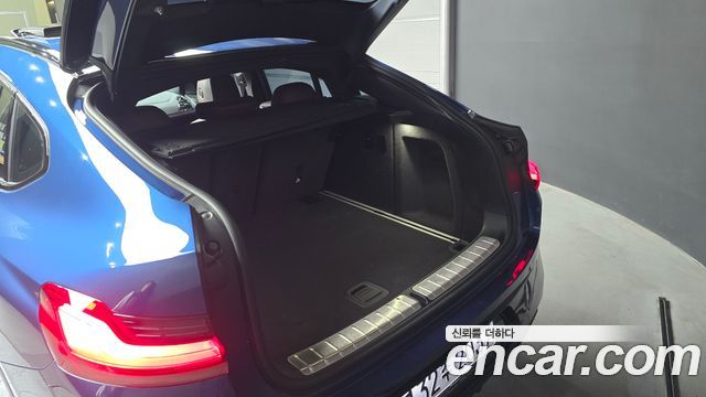 BMW X4 (G02) xDrive20i M Sport 2023 — фото 32