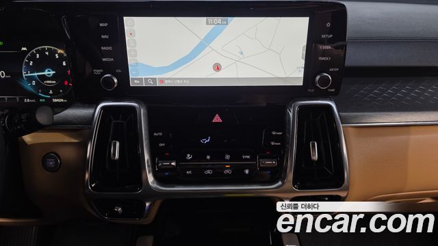 Kia Sorento (IV) Gasoline 2.5T 2WD Noblesse 2023 — фото 14