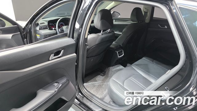 Kia K5 (III) 1.6 Turbo Prestige 2020 — фото 11