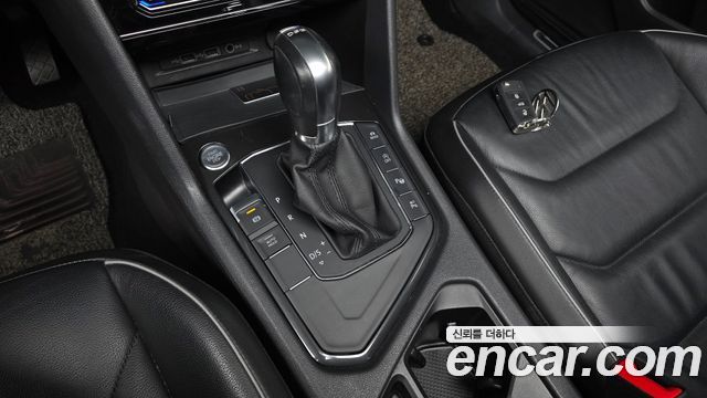 Volkswagen Tiguan Allspace 2.0 TDI Prestige 2018 — фото 9