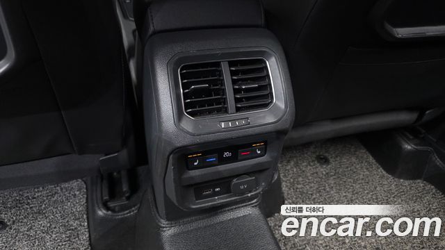 Volkswagen Tiguan Allspace 2.0 TDI Prestige 2018 — фото 22