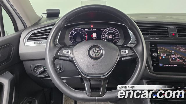 Volkswagen Tiguan Allspace 2.0 TDI Prestige 2018 — фото 36