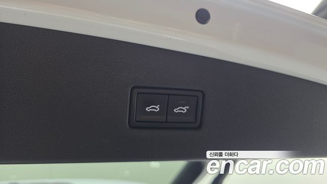 Volkswagen Tiguan Allspace 2.0 TDI Prestige 2018 — фото 37