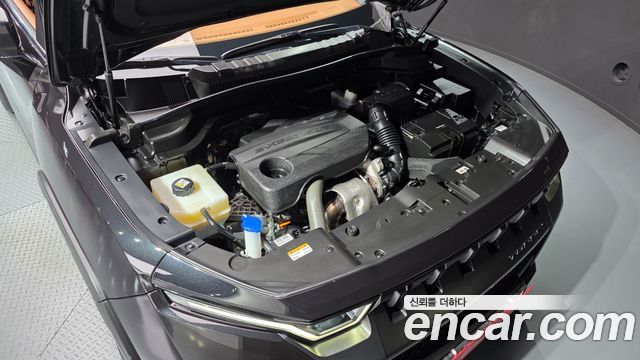 KG Mobility (SsangYong) Torres Gasoline 1.5 4WD Black Edition 2025 — фото 6