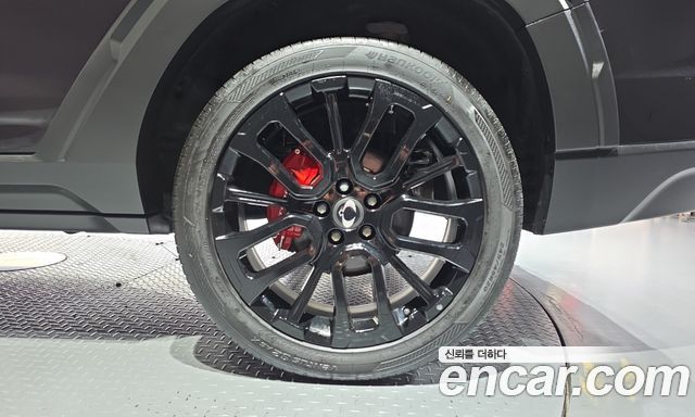 KG Mobility (SsangYong) Torres Gasoline 1.5 4WD Black Edition 2025 — фото 27