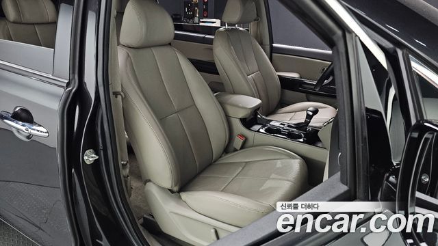 Kia Carnival 7-Seater Limousine VIP 2019 — фото 10