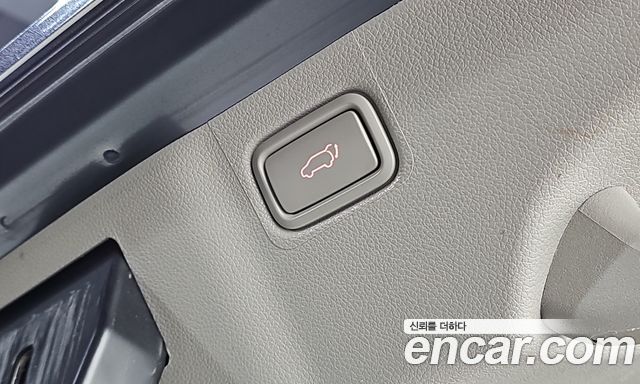Kia Carnival 7-Seater Limousine VIP 2019 — фото 24
