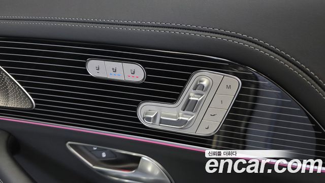 Mercedes-Benz GLS-Class (X167) Maybach GLS600 4MATIC 2025 — фото 18