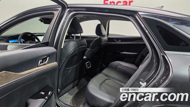 Kia K5 (III) 2.0 Noblesse 2021 — фото 11
