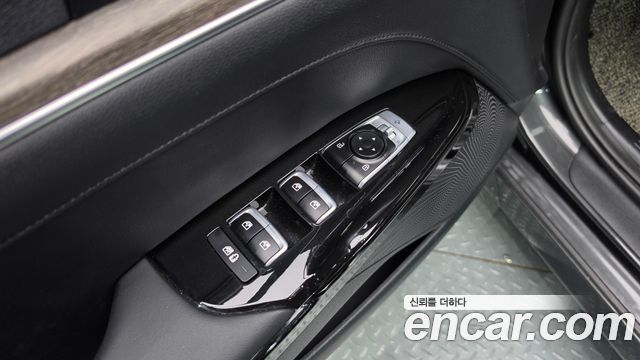 Kia K5 (III) 2.0 Noblesse 2021 — фото 19