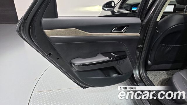 Kia K5 (III) 2.0 Noblesse 2021 — фото 25