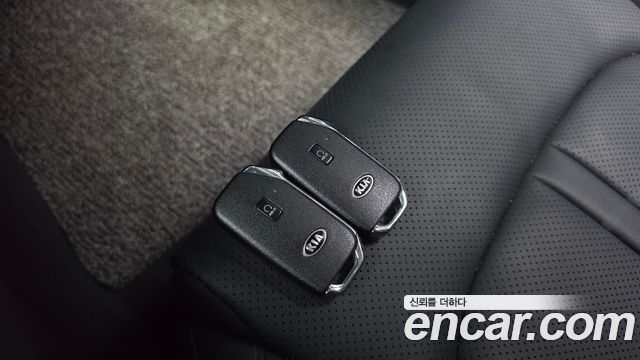 Kia K5 (III) 2.0 Noblesse 2021 — фото 29