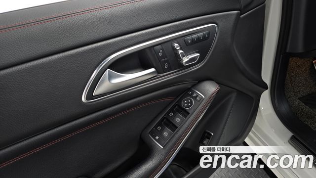 Mercedes-Benz CLA-Class (C117) CLA45 AMG 4MATIC 2018 — фото 22