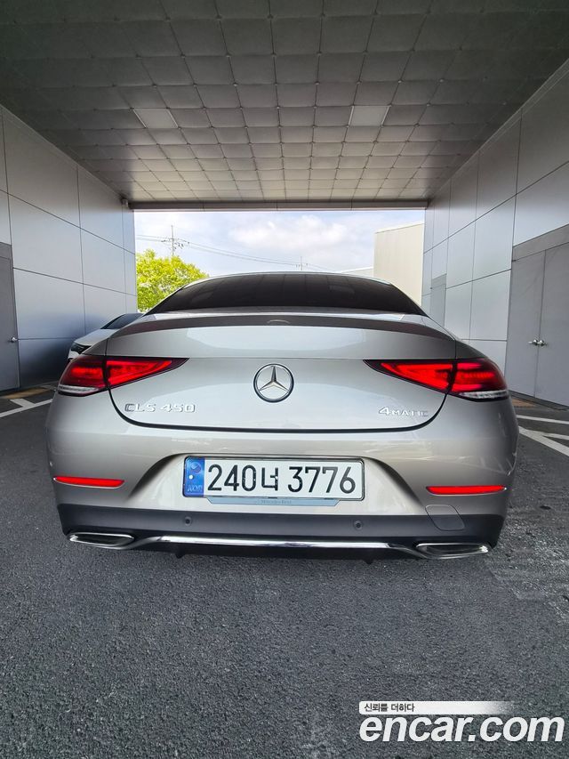 Mercedes-Benz CLS-Class (C257) CLS450 4MATIC AMG Line 2023 — фото 4