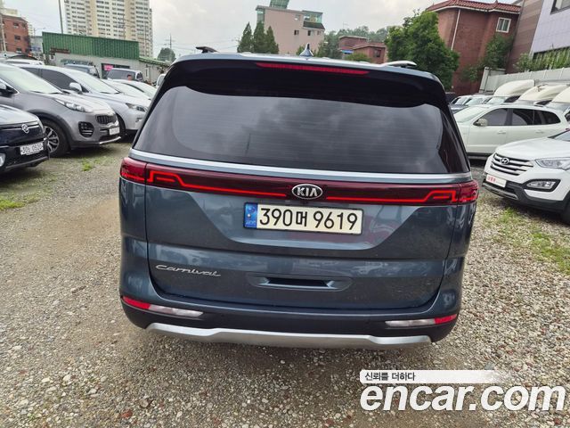 Kia Carnival (IV) Diesel 9-Seater Signature 2021 — фото 4