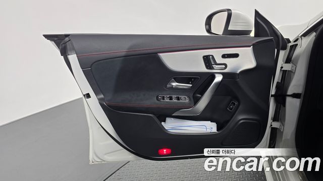 Mercedes-Benz CLA-Class (C118) CLA250 4MATIC 2023 — фото 24