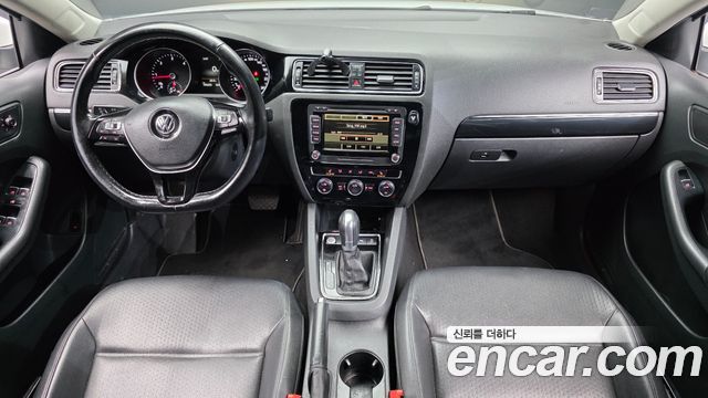 Volkswagen Jetta 2.0 TDI BlueMotion Premium 6th 2015 — фото 7