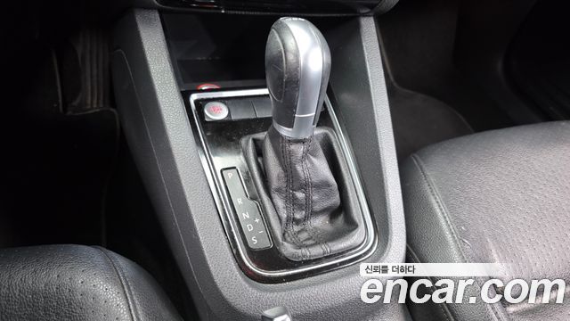 Volkswagen Jetta 2.0 TDI BlueMotion Premium 6th 2015 — фото 9