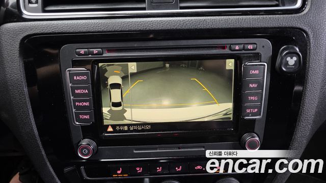 Volkswagen Jetta 2.0 TDI BlueMotion Premium 6th 2015 — фото 19