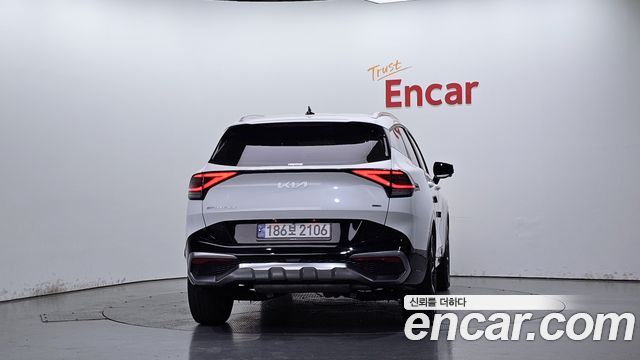 Kia Sportage Hybrid (V) Nobleless 2WD 2023 — фото 4