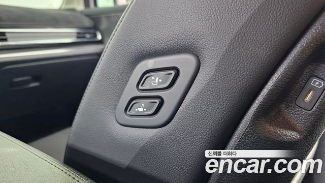 Kia Sportage Hybrid (V) Nobleless 2WD 2023 — фото 18