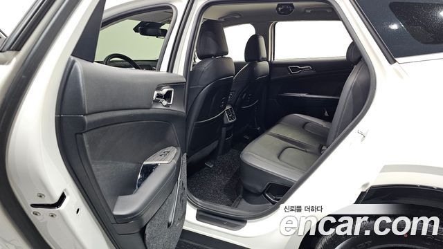 Kia Sportage Hybrid (V) Nobleless 2WD 2023 — фото 26