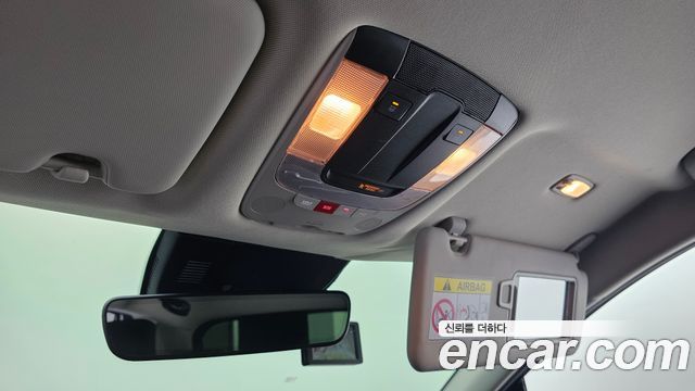 Kia Sportage Hybrid (V) Nobleless 2WD 2023 — фото 32