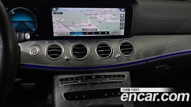 Mercedes-Benz E-Class (W213) E350 4MATIC AMG Line 2022 — фото 12