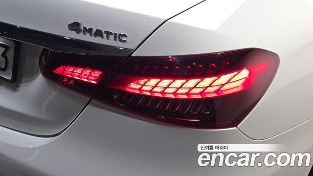 Mercedes-Benz E-Class (W213) E350 4MATIC AMG Line 2022 — фото 23