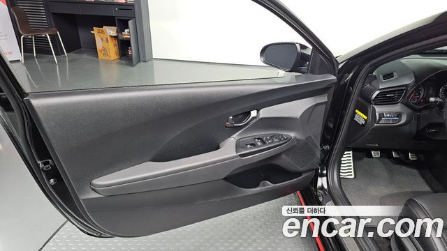 Hyundai Veloster (JS) 2.0 N 2019 — фото 24