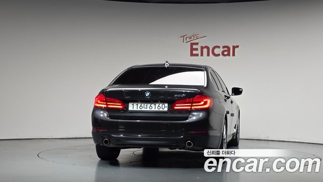 BMW 5 Series (G30) 520i Luxury 2020 — фото 4