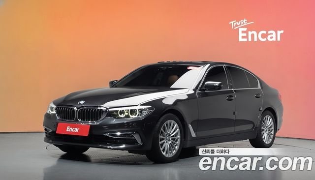 BMW 5 Series (G30) 520i Luxury 2020 — фото 1