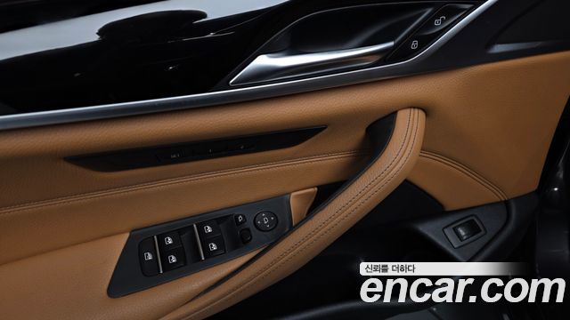 BMW 5 Series (G30) 520i Luxury 2020 — фото 29