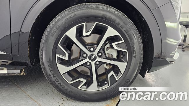 Kia Sportage Hybrid (V) Signature 2WD 2023 — фото 21