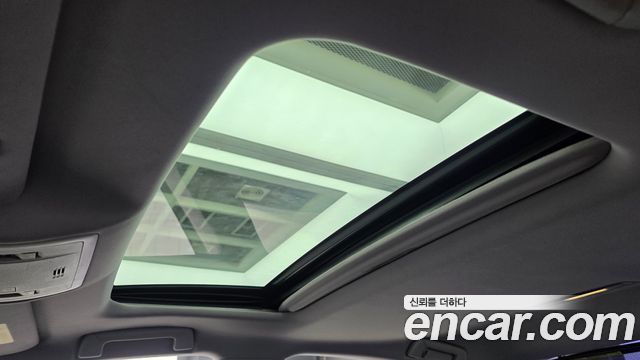 Lexus ES300h Supreme XV60 2016 — фото 19