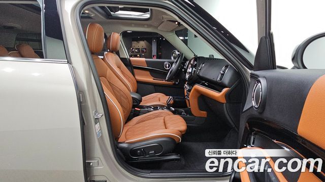 MINI Cooper S Countryman ALL4 2nd 2022 — фото 12