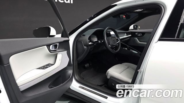 Polestar 2 Standard Singlemotor 2025 — фото 10