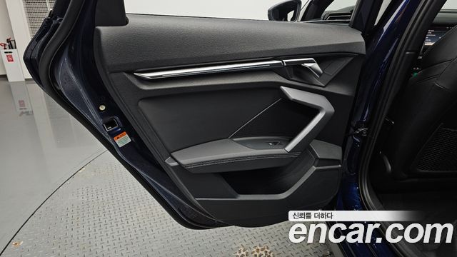 Audi A3 (8Y) 40 TFSI Premium 2025 — фото 25