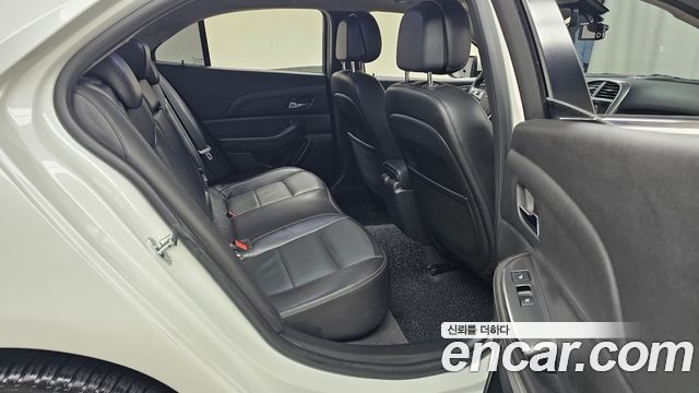 Chevrolet Malibu 2.0 Diesel LT Premium Pack 2015 — фото 11