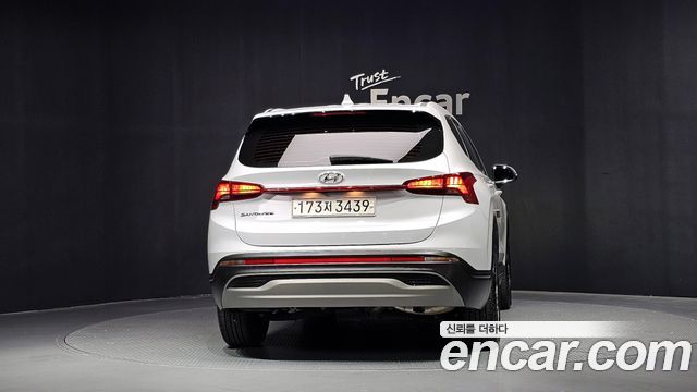 Hyundai Santa Fe Diesel 2.2 2WD Premium Choice 2021 — фото 4