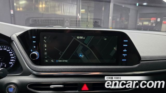 Hyundai Sonata (DN8) 1.6 Turbo Premium Family 2020 — фото 14