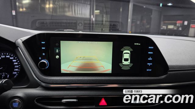 Hyundai Sonata (DN8) 1.6 Turbo Premium Family 2020 — фото 15