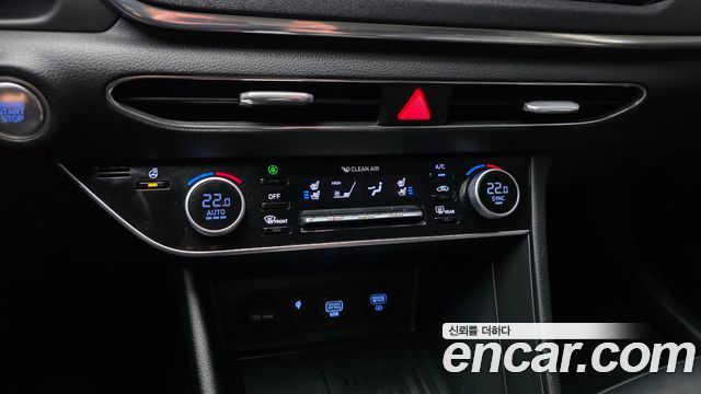 Hyundai Sonata (DN8) 1.6 Turbo Premium Family 2020 — фото 17